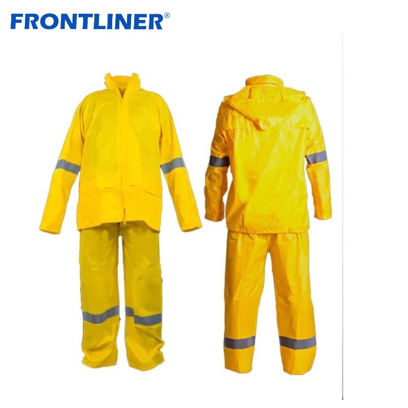 FRONTLINER RAINCOAT (WILLIS, HUNTER, SEAGAL)