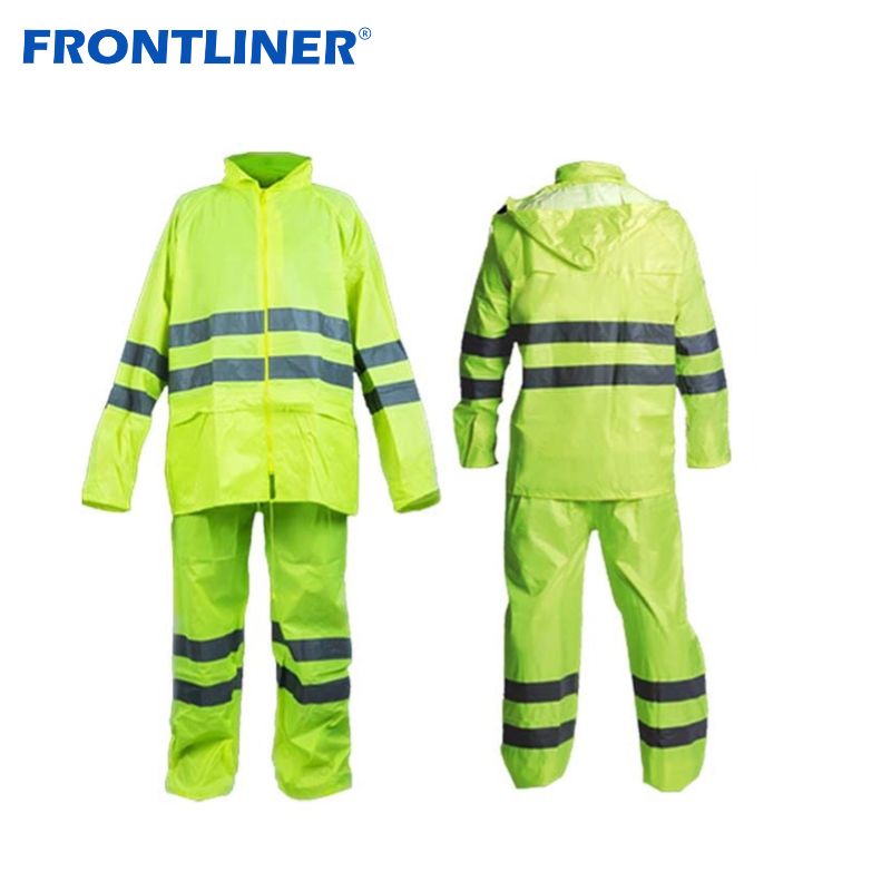 FRONTLINER RAINCOAT (WILLIS, HUNTER, SEAGAL)